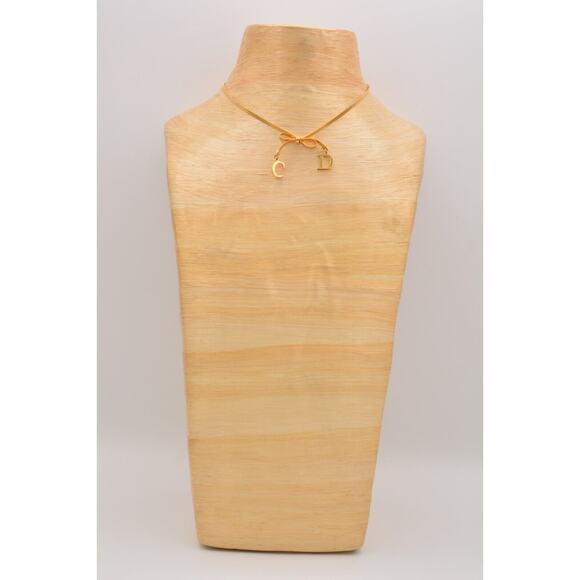 Christian Dior Vintage Logo CD Bow Necklace Collar Charm Gold Chain Signed Bin5 - Picture 7 of 12